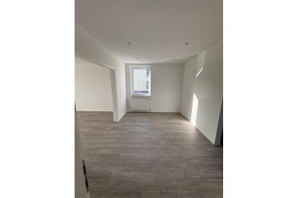 Ihr neues Zuhause in Hattingen – Hochwertig sanierte 2,5-Zimmer-Wohnung mit EBK