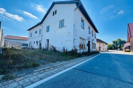 Haus zu verkaufen in Obergrafeendorf, 94439 Roßbach