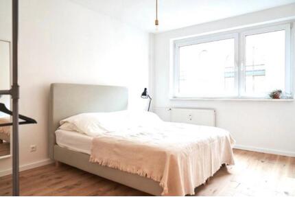 Helle möblierte 2-Zimmer Wohnung mit Balkon in Mitte - Berlin