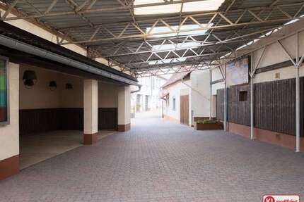 Haus zum Kaufen in Römerberg, Mechtersheim 549.000,00 € 300 m²