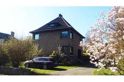 Modernisiertes Einfamilienhaus mit 4 Zimmern & großem Grundstück - Ilsede