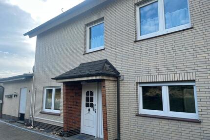 Vermiete Haus, freistehend, 2 Etagen, Wohnungen, Naturparadies - Drolshagen