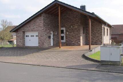 Einfamilienhaus - ländlich, ruhig, geräumig mit Garten und Garage - Hohenroda Ransbach