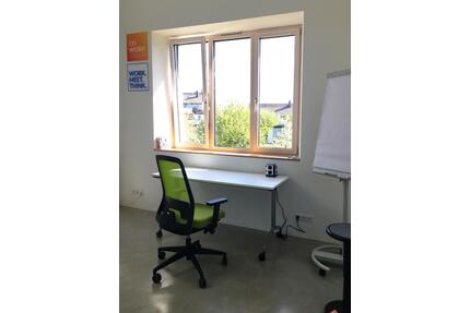 Vollausgestattetes Büro Quickstep: Barrierefrei, Dachstuhl-Charme, Obstgartenblick - Tübingen Derendingen