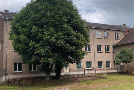 3 Zi-Wohnung im EG eines 9 Fam-Haus - Südharz