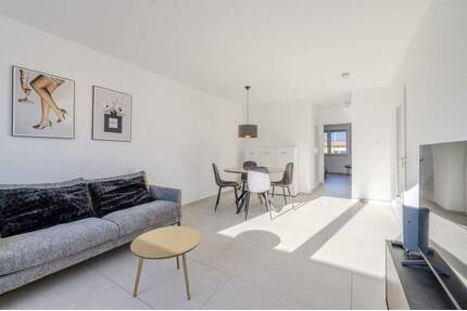 Zeitgemäß wohnen, nachhaltig investieren - Sanierte 2,5-Zimmer-Wohnung in Asperg