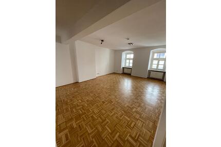 2 Zimmer Wohnung in Regensburg - Innenstadt