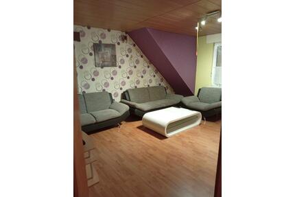 3-Familienhaus mit Potenzial & 3 Garagen - Kalletal