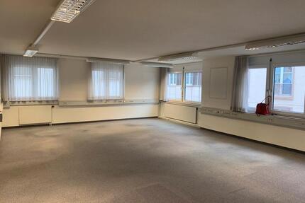 Zentral gelegen variable Büro- Studio- Praxis - Schulungsräume - Schramberg