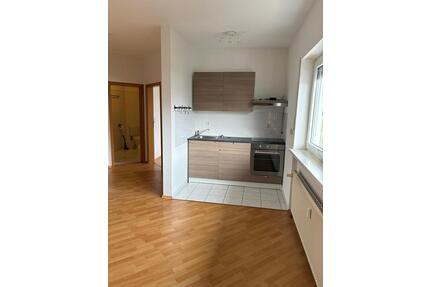 2-Zimmer-Wohnung mit Stellplatz – 45 m² – DG Mitte - Pirmasens