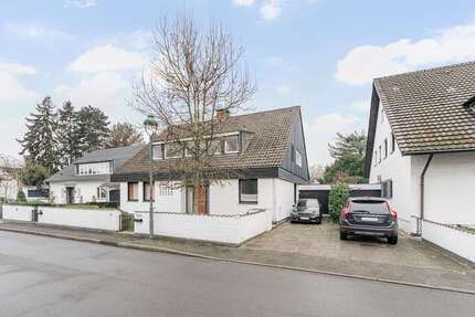Haus zum Kaufen in Düsseldorf 2.390.000,00 € 212 m²