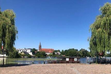 Exklusive Lage! 3-Zimmer-Wohnung mit Aufzug! - Brandenburg an der Havel Neustadt