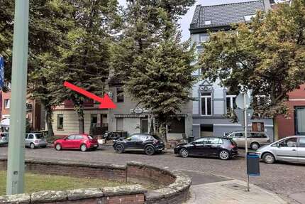 Haus zum Kaufen in Duisburg 249.000,00 € 240 m²