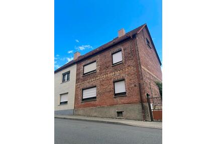 Doppelhaushälfte Osterfeld - 86.500,00&nbsp;EUR Kaufpreis, ca.&nbsp; 125,00&nbsp;m&sup2; in Teuchern (PLZ: 06682)