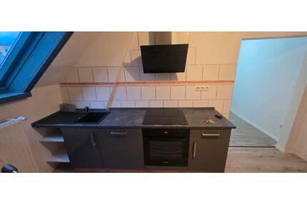 Dachgeschosswohnung ca. 65m² - 710,00&nbsp;EUR Kaltmiete, ca.&nbsp; 63,00&nbsp;m&sup2; in Höhr-Grenzhausen (PLZ: 56203)