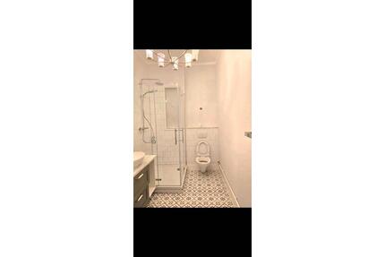 schön sanierte 2 Zimmer Altbau Wohnung Graf Haeseler Str. - Berlin Reinickendorf