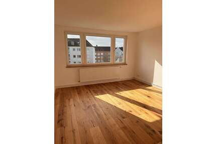 Wohnung zum Kaufen in Kiel 395.000,00 € 77 m²