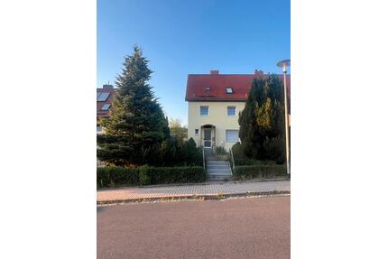 Reihenhaus in attraktiver Wohnlage - Zella-Mehlis