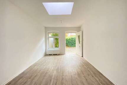 Wohnung zum Mieten in Leipzig 270,00 € 29.19 m²