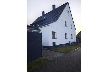 Großzügige 11-Zimmer-Wohnung (ca. 205m2) in Hassel - Gelsenkirchen Gelsenkirchen-Nord