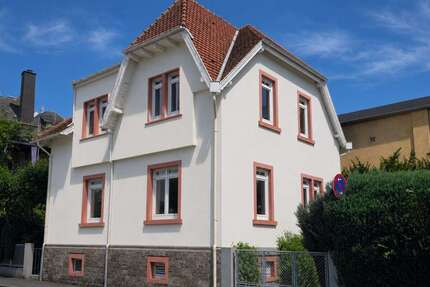 Haus zum Kaufen in Oberursel 685.000,00 € 137.42 m²