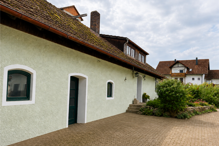 Haus zum Kaufen in Pfeffenhausen 650.000,00 € 400 m²