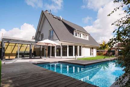 Haus zum Kaufen in Rostock 1.349.000,00 € 239 m²