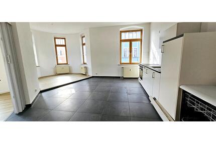 MEGA =》MODERNE 3 ZI OASE, BALKON, EINBAUKÜCHE, TAGESLICHTBAD !! - Limbach-Oberfrohna