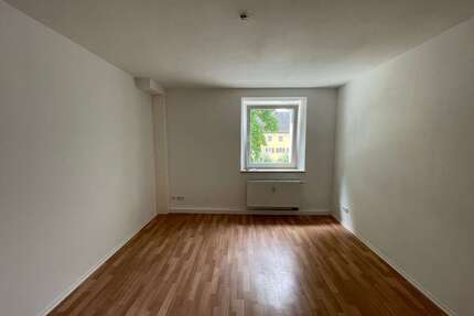 Wohnung zum Mieten in Altenstadt a.d.Waldnaab 266,85 € 36.06 m²