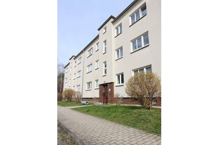 Große 2-Raum Wohnung in Altenburg-West!