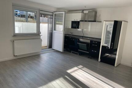 Helle 2-Zimmer-Einliegerwohnung mit Terrasse in Gerlingen