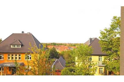 SOFORT BEZUGSFREI BESTLAGE BLICK INS GRÜNE SCHÖNER GARTEN LICHTDURCHFLUTET - Weißenfels