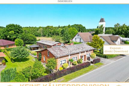 Dieses Haus kann mehr als Wohnen – Bungalow mit großer Halle - Beringstedt