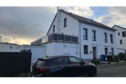 Haus zum Mieten in Lich 1.650,00 € 162.5 m²