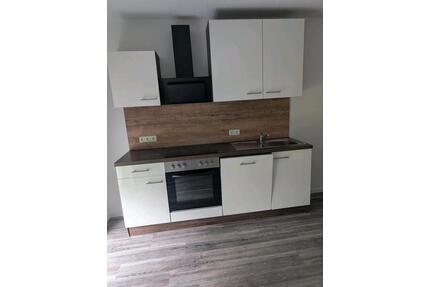 2 Zimmer Appartement mit Küche - 400,00&nbsp;EUR Kaltmiete, ca.&nbsp; 39,00&nbsp;m&sup2; in Weiden in der Oberpfalz (PLZ: 92637)