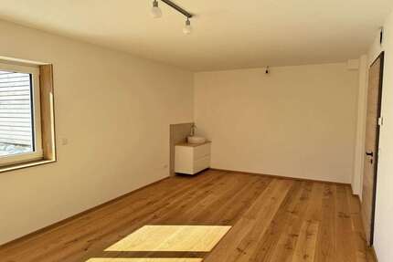 Büro in Kraftisried 537,00 € 46.95 m²