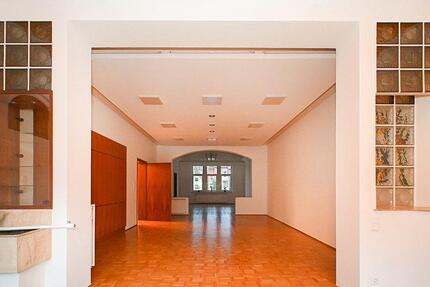 Großzügige und repräsentative Stadtvilla zu vermieten! - Hildesheim