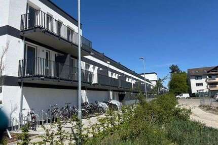 Wohnung zum Mieten in Augsburg 590,40 € 24.6 m²