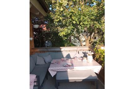 Sonnige Wohnung mit Gartenanteil und Terrasse im Ortskern - Bad Heilbrunn