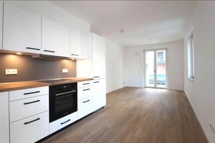 Schicke 2 Zimmer Wohnung mit EBK und Terrasse! - Leipzig Mitte