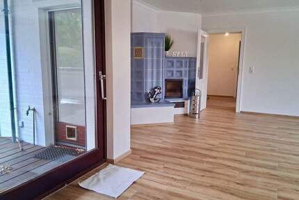 NIENDORF - top Lage - 30 Zone - großzügiges Familiendomizil - mit 8 Zimmern - neue GasHybridheizung - Fußbodenheizung - bezugsfertig renoviert - - Hamburg