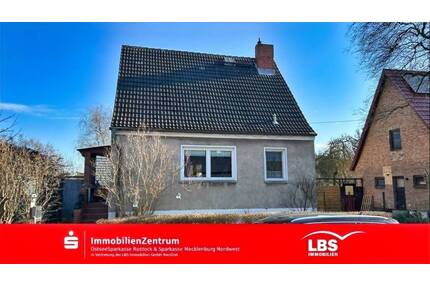 Familienhaus mit Potenzial - 4 Zimmer - Rostock Dierkow-Neu