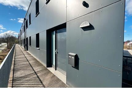 2,5 Zimmer Wohnung mit großer Dachterrasse und PKW-Stellplatz - Kiel Wik