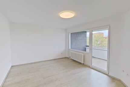 Große 4-Zimmer-Wohnung mit BALKON und Wannenbad - Münster Münster-Nord