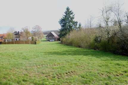 Grundstück zu verkaufen in Butzbach-Maibach 197.000,00 € 912 m²