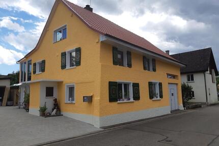 Zweifamilienhaus in Jestetten Wohnhaus inmitten von Altenburg