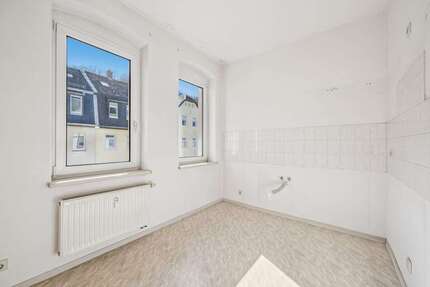 Wohnung zum Kaufen in Chemnitz 49.000,00 € 47 m²