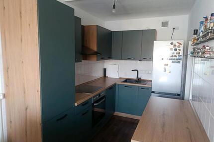 Großzügige 4-Raum Mietwohnung abzugeben gegen Übernahme der Küche - Berlin Marzahn-Hellersdorf