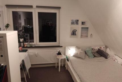 1-Zimmer-Whg nahe der Tierärztlichen Hochschule (TiHo) -Möbliert - Hannover Döhren-Wülfel