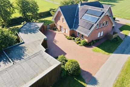 Absolute Alleinlage! Einfamilienhaus mit Einliegerwohnung u. Nebengebäuden in 49626 Berge!